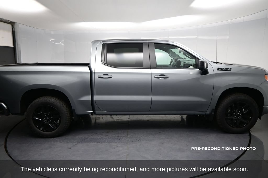 Used 2026 Chevrolet Silverado 1500 RST AWD/4WD image 4