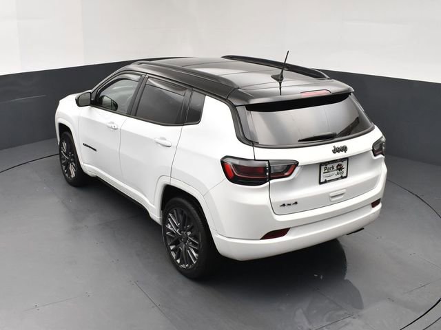 Used 2022 Jeep Compass High Altitude AWD/4WD image 16