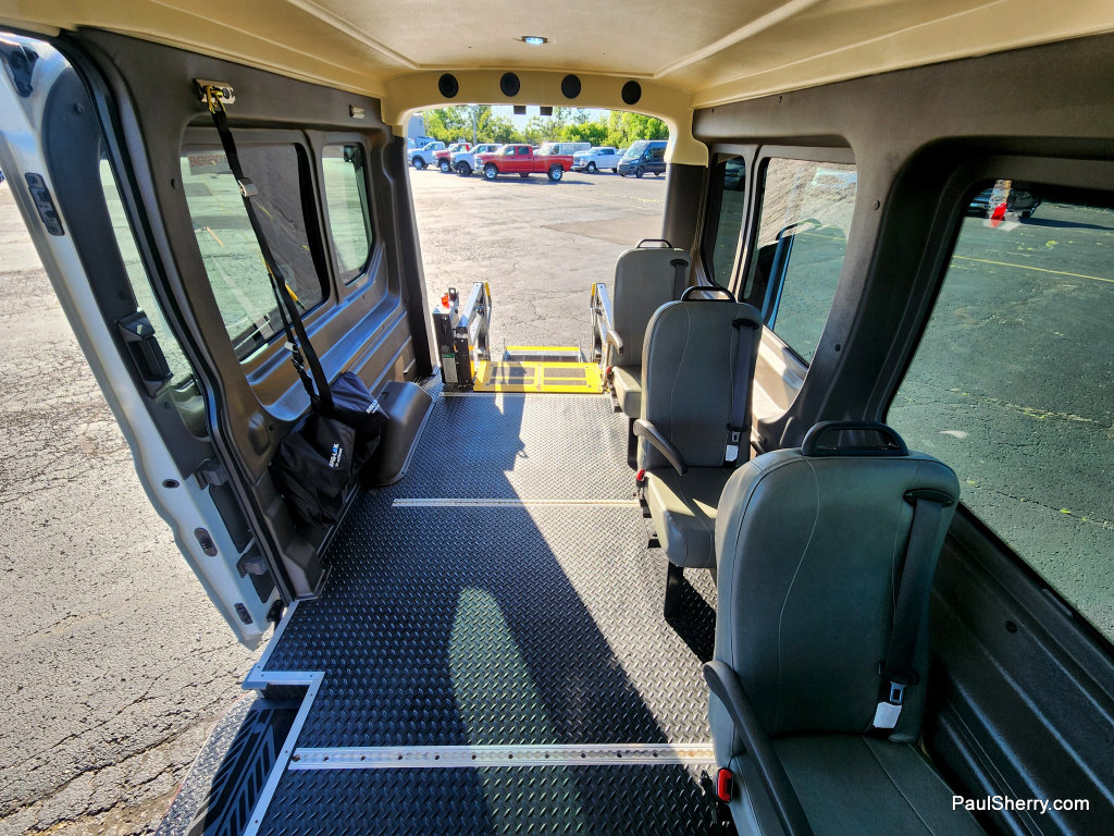Used 2020 Ford Transit 250 Medium Roof RWD image 37