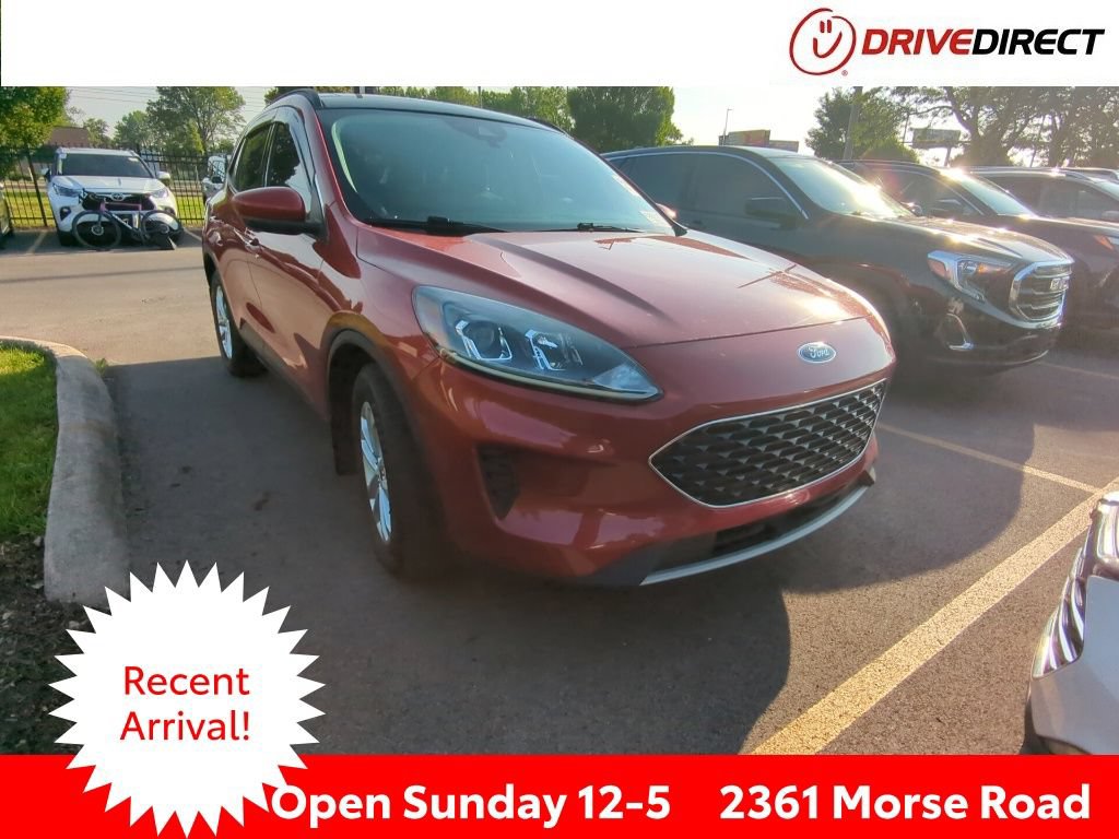 Used 2020 Ford Escape SE FWD image 1