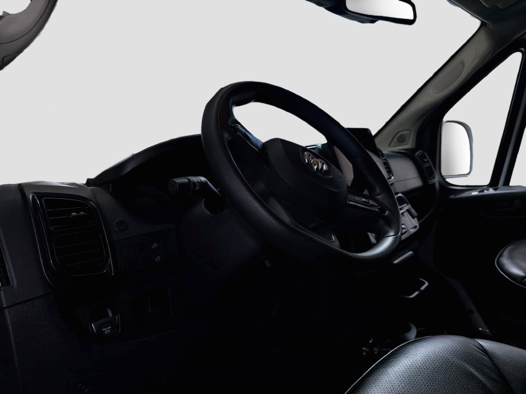Used 2023 RAM ProMaster 2500 w/ Premium Convenience Group (B) FWD image 12