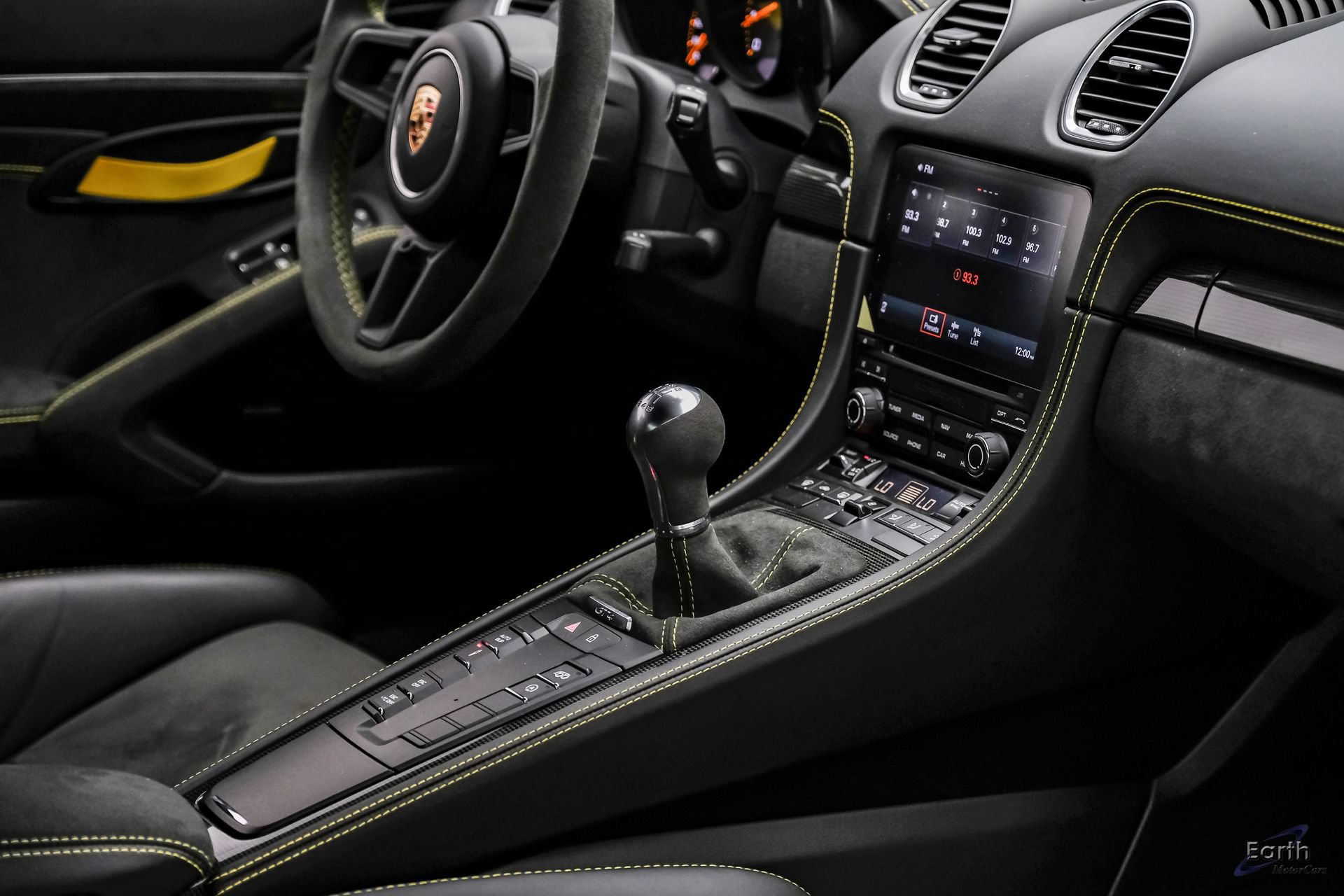 Used 2023 Porsche 718 Cayman GT4 RWD image 58