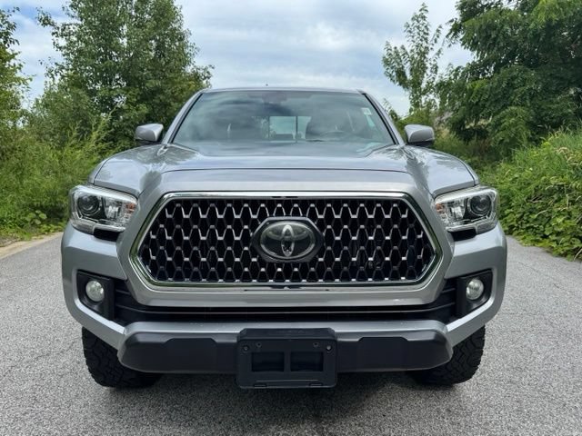 Used 2019 Toyota Tacoma TRD Off-Road AWD/4WD image 3