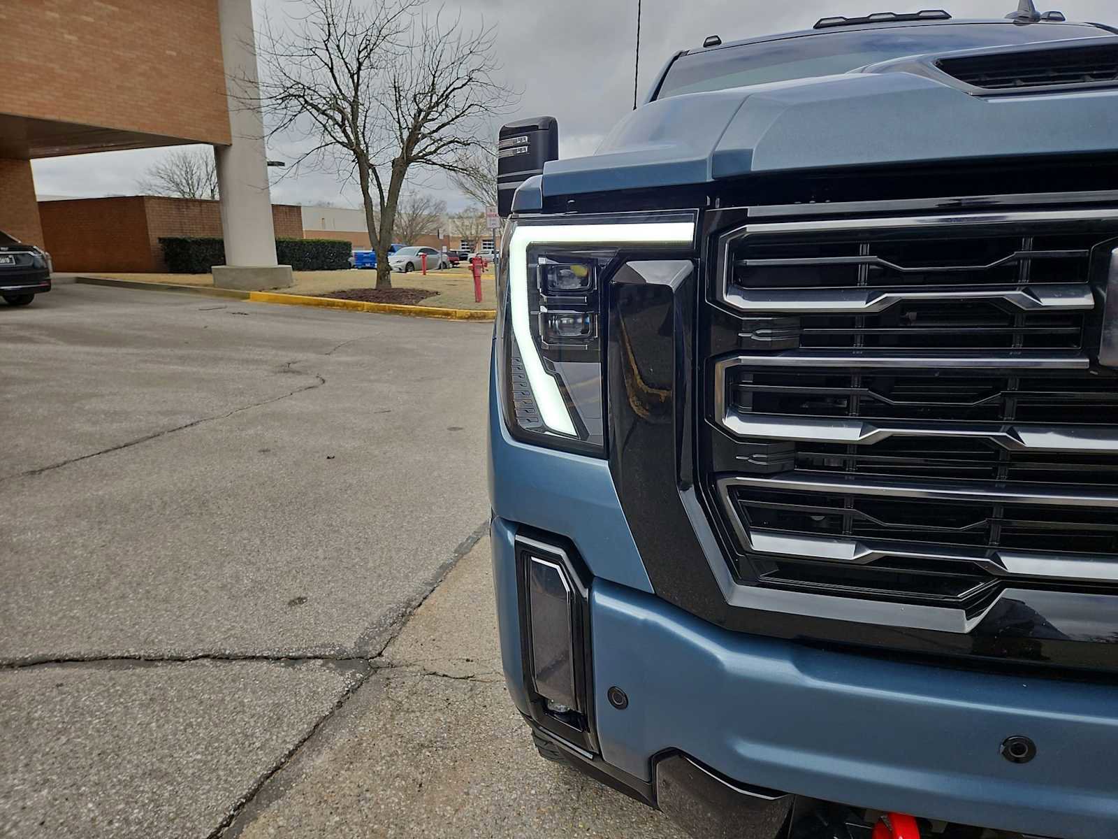 Certified 2024 GMC Sierra 2500 AT4 w/ AT4 Preferred Package image 11