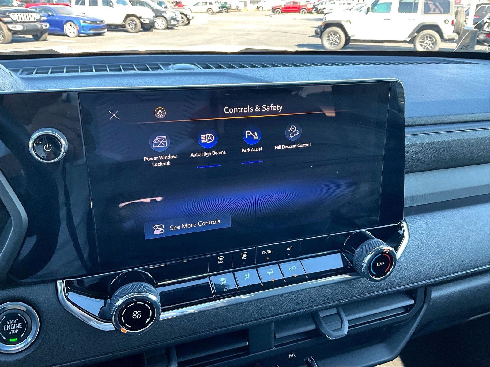 Used 2023 Chevrolet Colorado Trail Boss w/ Technology Package AWD/4WD image 39