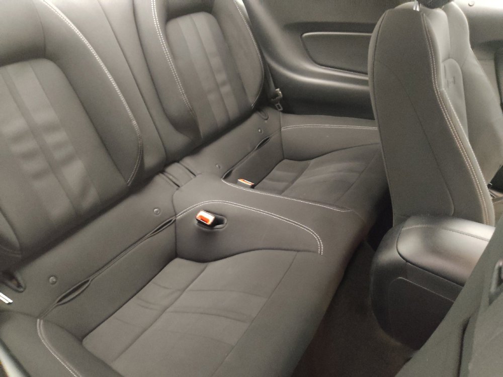 Used 2018 Ford Mustang Coupe RWD image 19