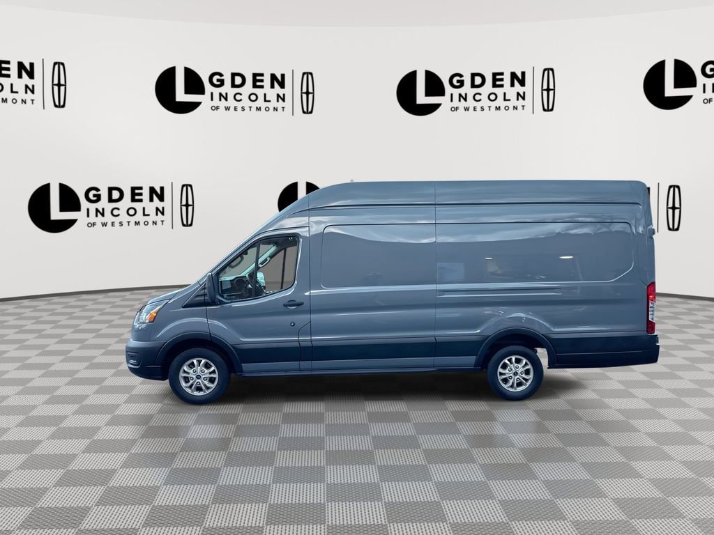 Used 2022 Ford E-Transit 148 High Roof Extended image 5