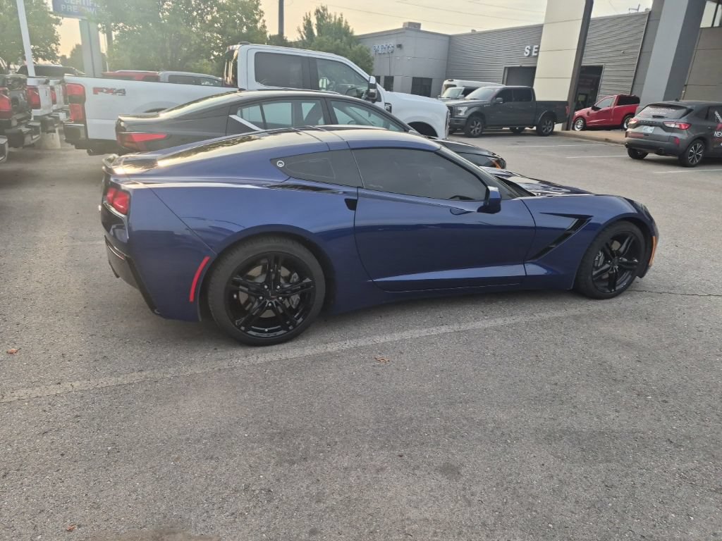Used 2017 Chevrolet Corvette Stingray Coupe w/ 1LT RWD image 22