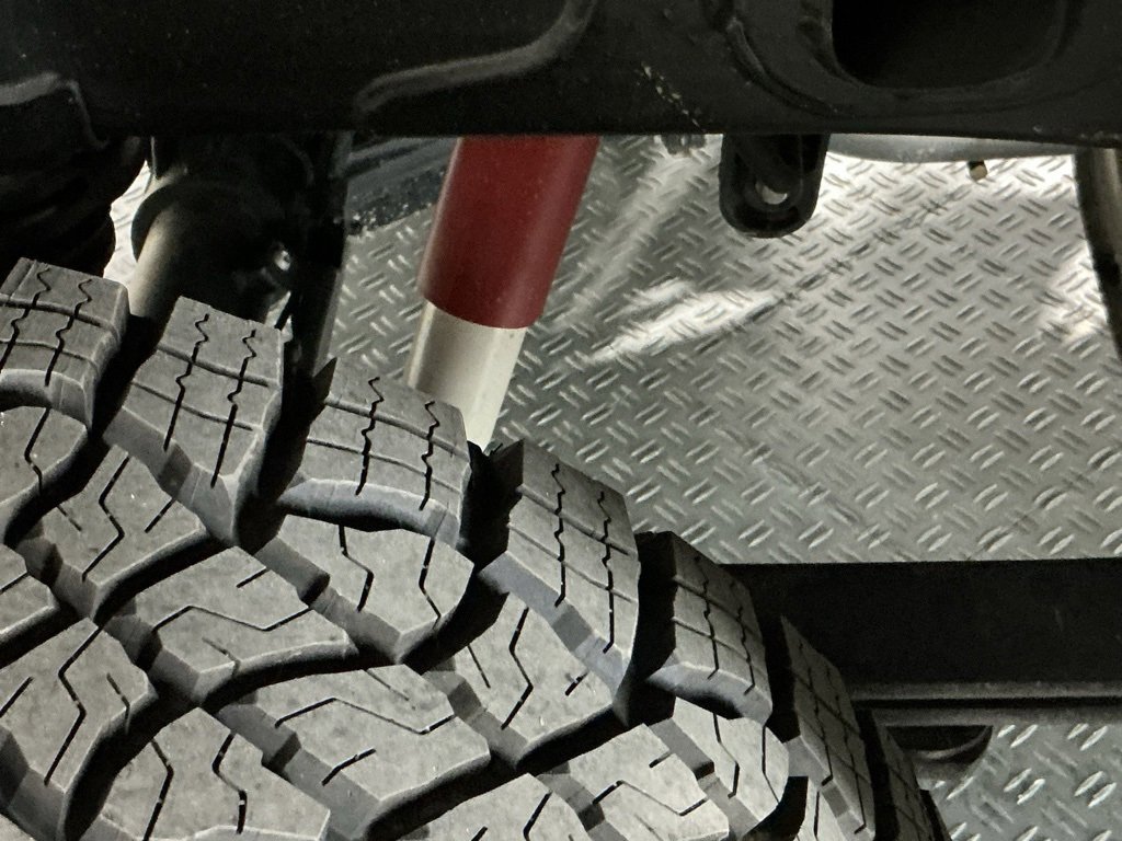 Used 2025 Chevrolet Silverado 1500 Custom Trail Boss w/ Dark Appearance Package image 43