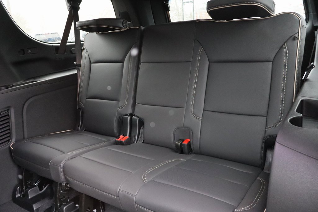 New 2026 Chevrolet Suburban Premier image 21