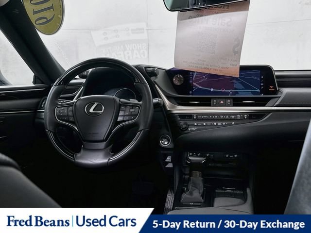 Used 2019 Lexus ES 350 w/ Premium Package FWD image 32