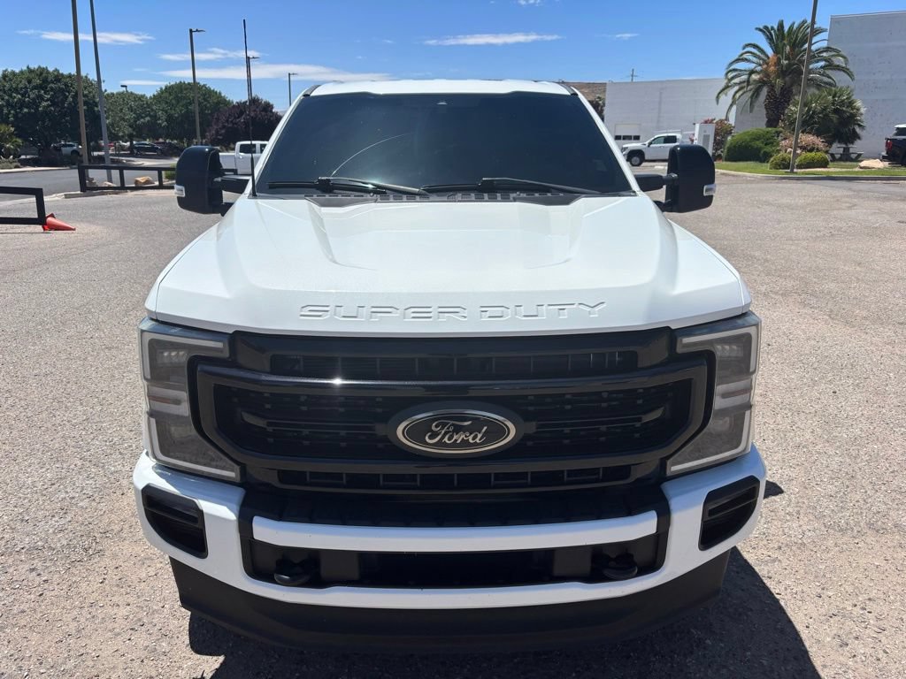 Used 2022 Ford F350 Lariat w/ Black Appearance Package AWD/4WD image 2