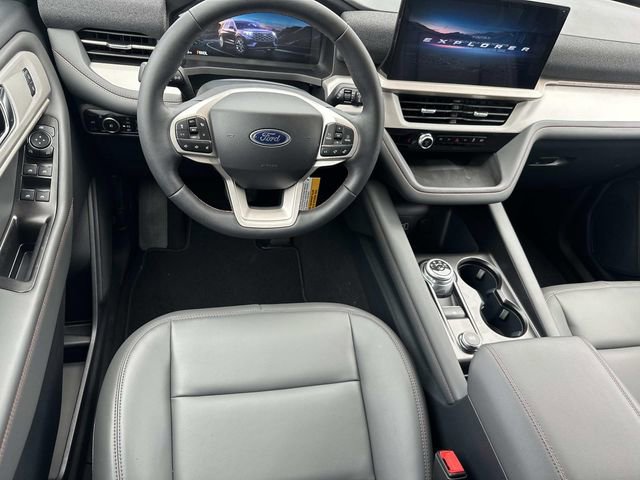 New 2026 Ford Explorer Active w/ Active Comfort Package image 25