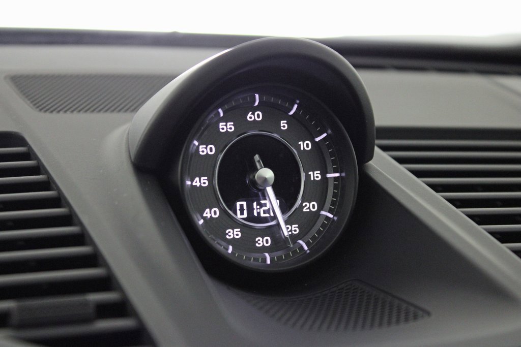 Used 2021 Porsche 911 Turbo image 30