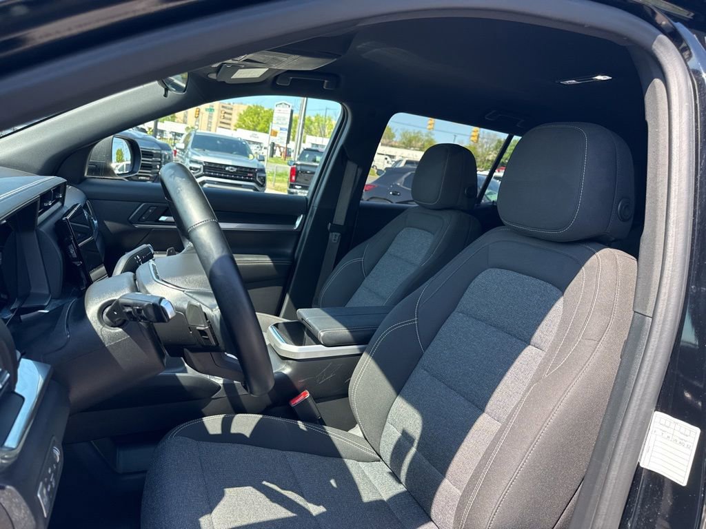 Used 2025 GMC Terrain Elevation AWD/4WD image 16