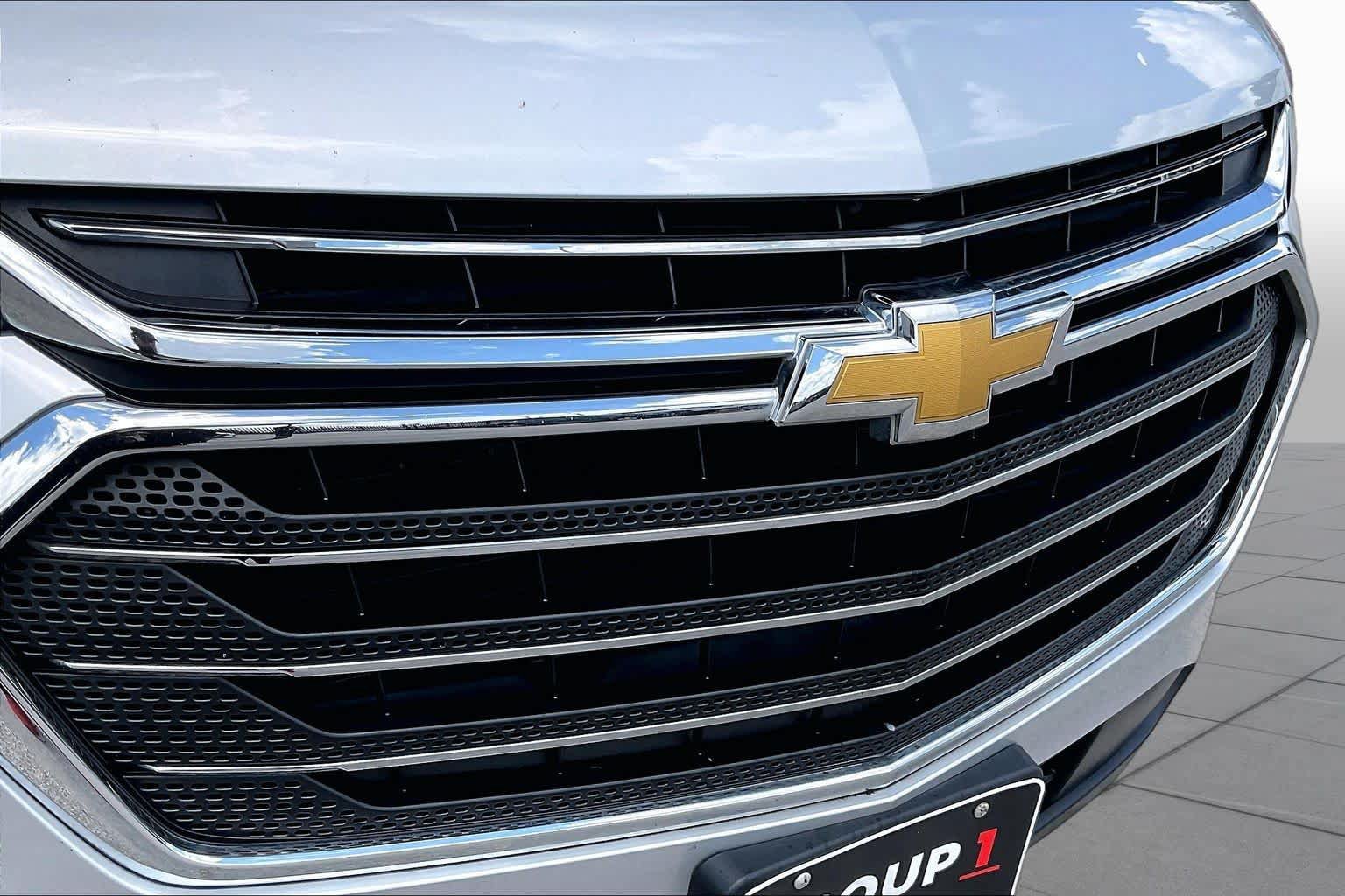 Used 2018 Chevrolet Traverse LT FWD image 25