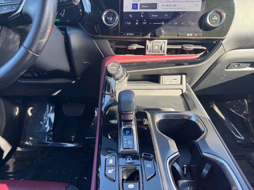 Used 2022 Lexus NX 350h AWD w/ Towing Package (2000 Lbs) image 11