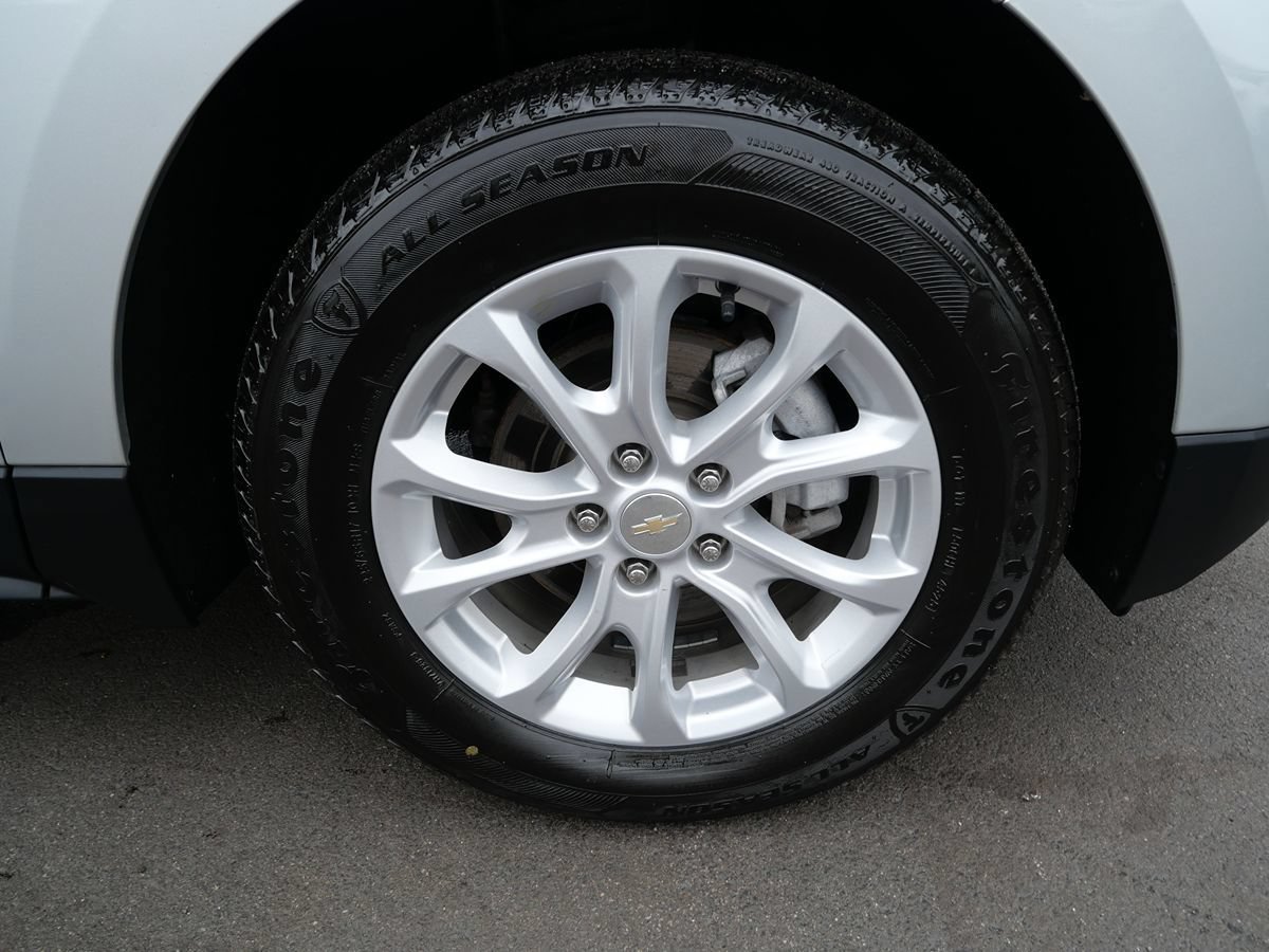 Used 2021 Chevrolet Equinox LT w/ Driver Convenience Package AWD/4WD image 39