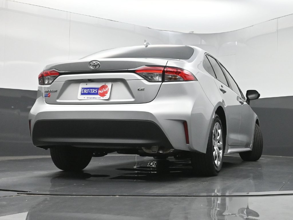 Used 2024 Toyota Corolla LE FWD image 28