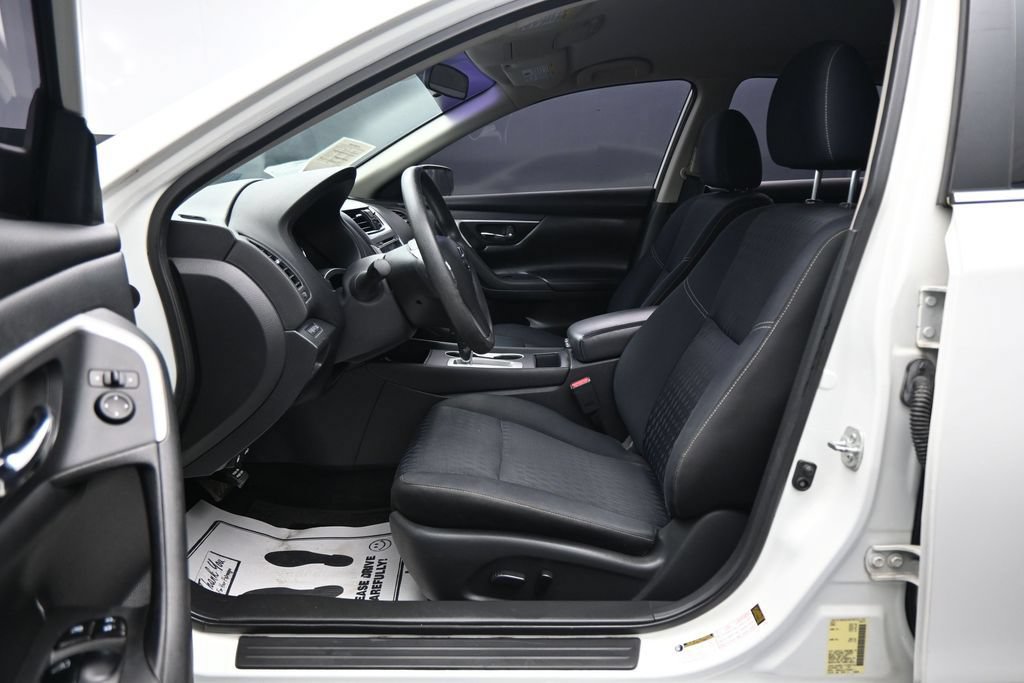 Used 2017 Nissan Altima 2.5 S w/ Power Driver Seat Package FWD image 9