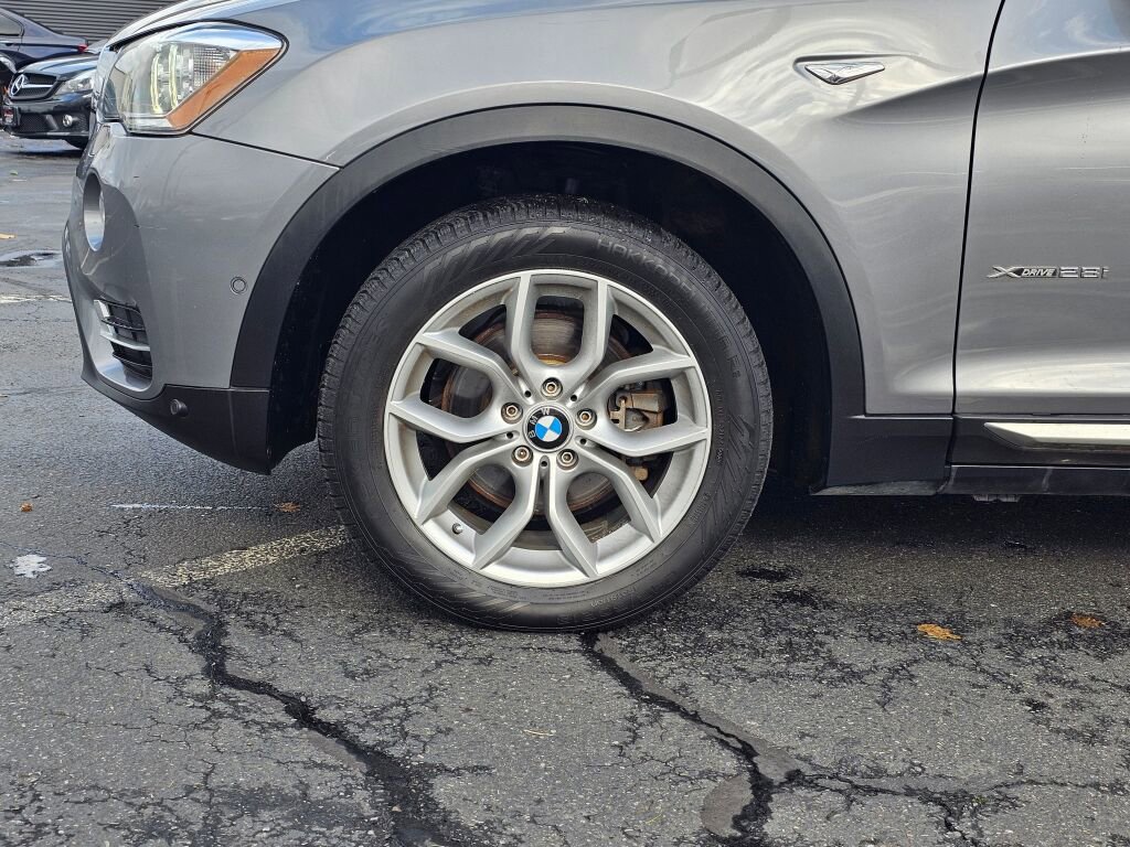 Used 2017 BMW X3 xDrive28i image 9