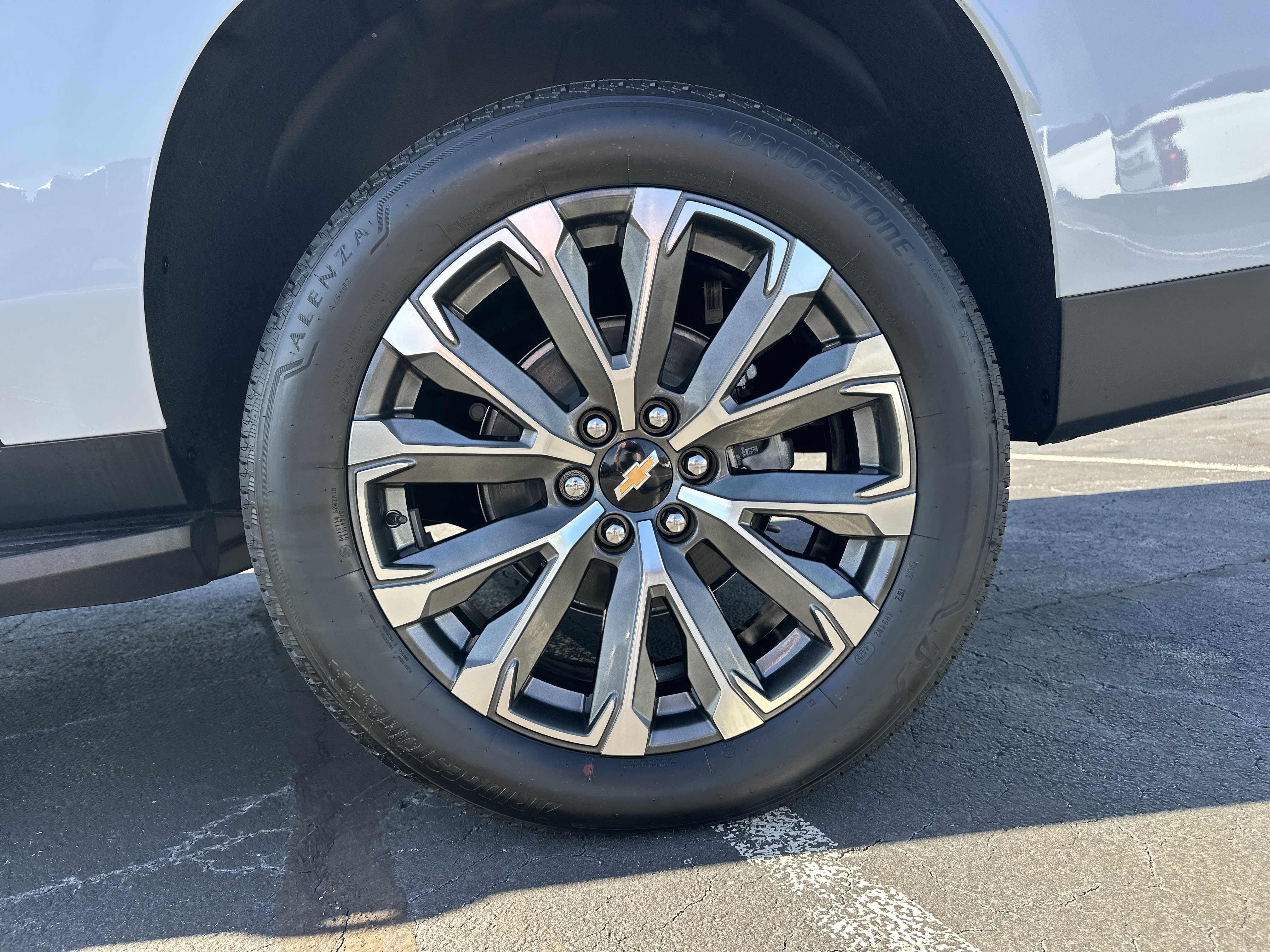 New 2026 Chevrolet Suburban High Country w/ Sun And Tow Package image 21