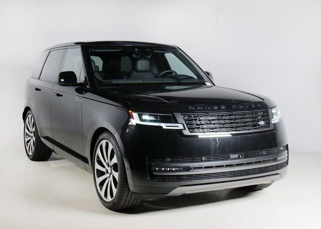 New 2025 Land Rover Range Rover SE image 21