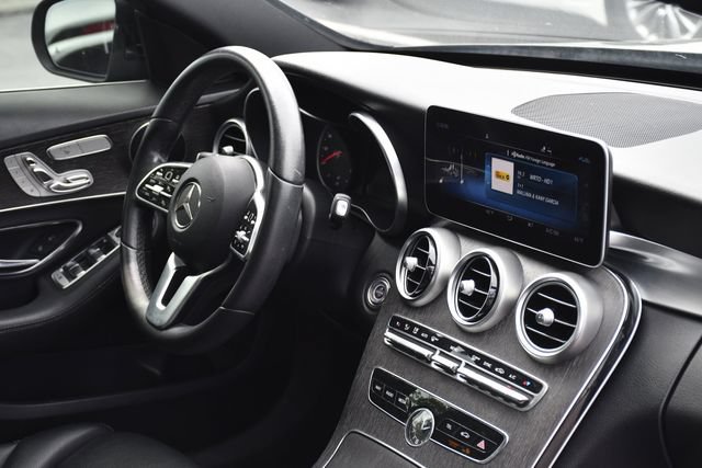 Used 2020 Mercedes-Benz C 300 Sedan image 29