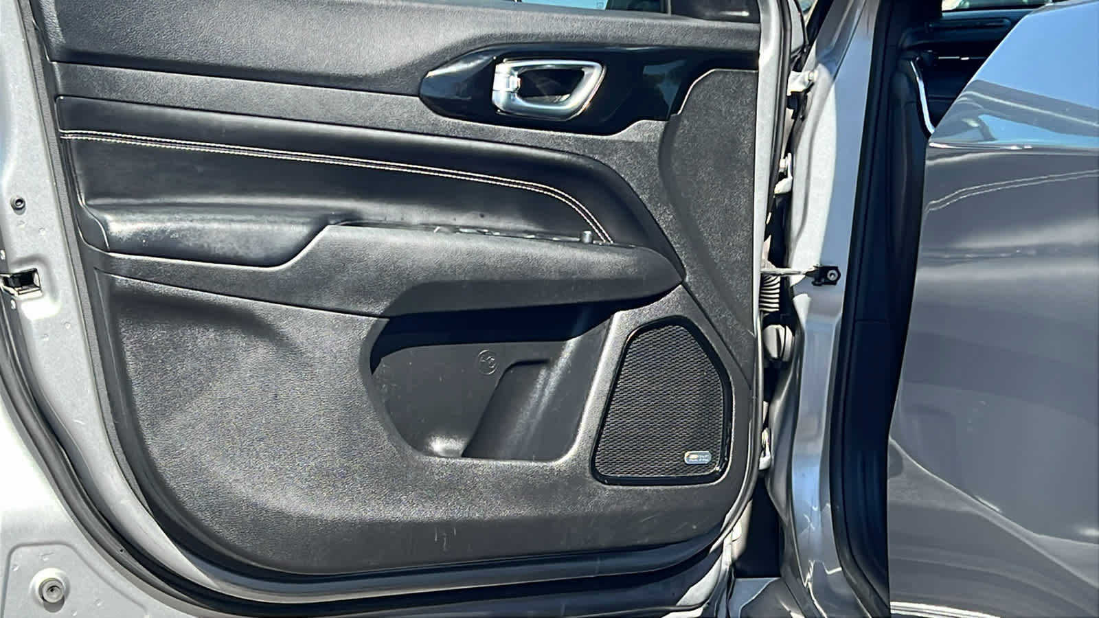 Used 2022 Jeep Compass High Altitude image 23