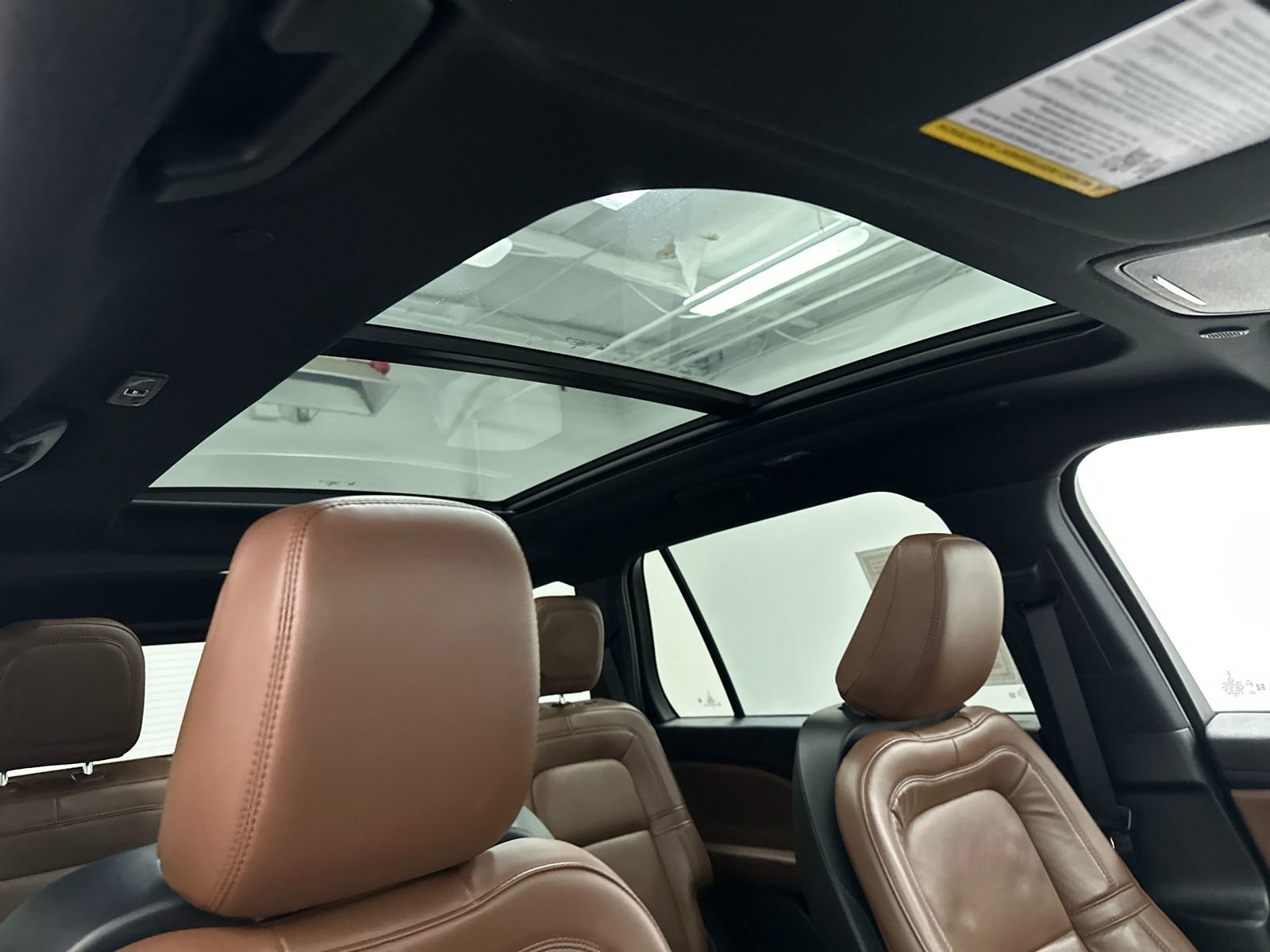 Used 2023 Lincoln Aviator Reserve w/ Jet Package image 14