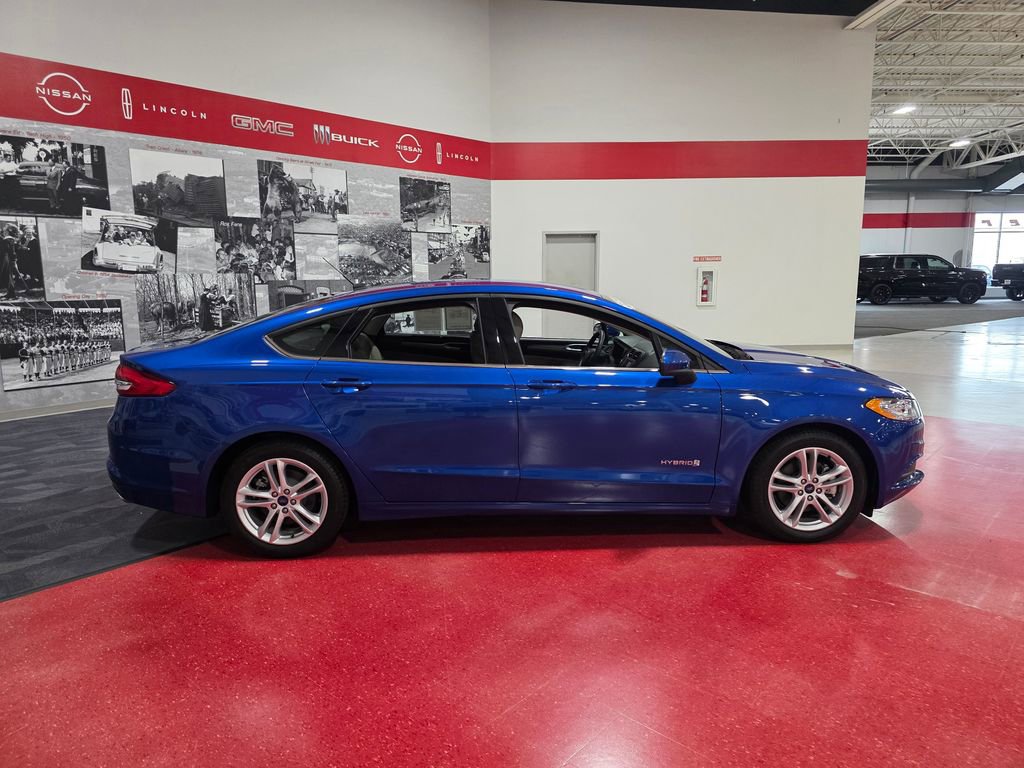 Used 2018 Ford Fusion S FWD image 4