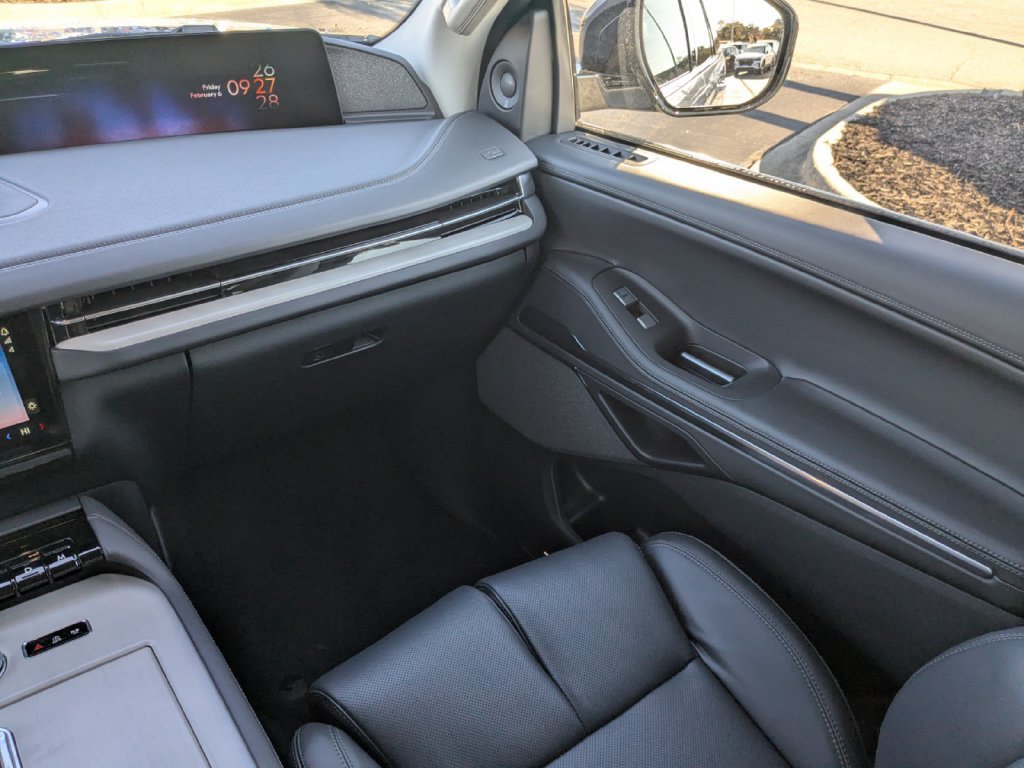 New 2026 Lincoln Navigator Reserve AWD/4WD image 18