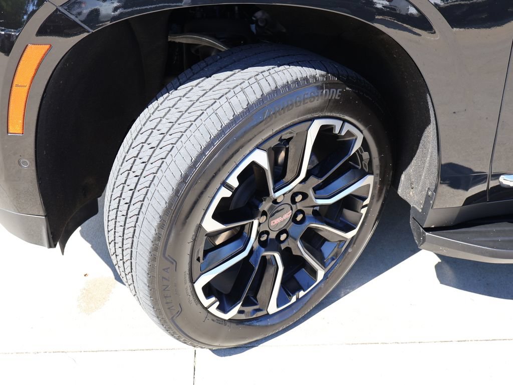 Certified 2025 GMC Yukon XL Elevation AWD/4WD image 47