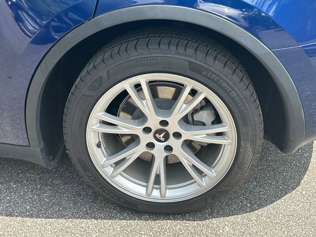 Used 2021 Tesla Model Y Long Range AWD/4WD image 19