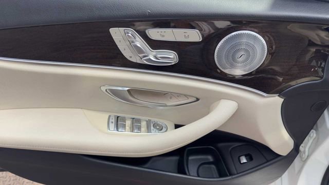 Used 2019 Mercedes-Benz E 300 image 23