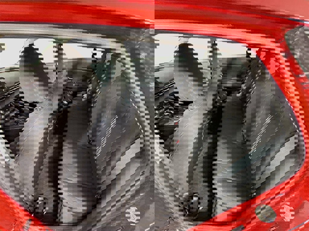 Used 2023 Hyundai Elantra SEL w/ Preferred Accessory Package image 15