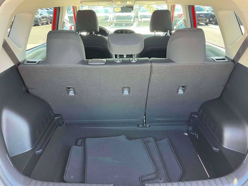 Used 2020 Kia Soul S FWD image 7