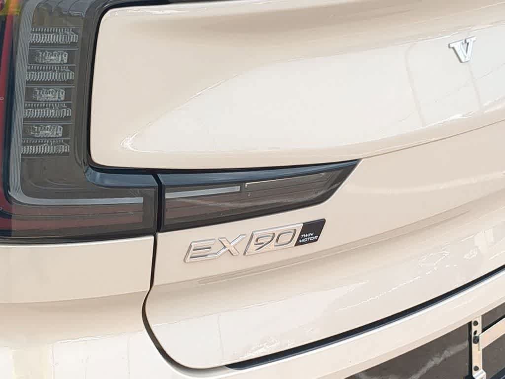 New 2026 Volvo EX90 Plus AWD/4WD image 12