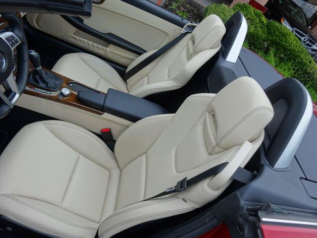 Used 2015 Mercedes-Benz SLK 250 image 11