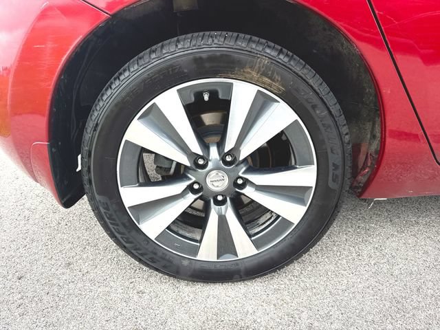Used 2015 Nissan Leaf SL w/ Premium Package FWD image 33