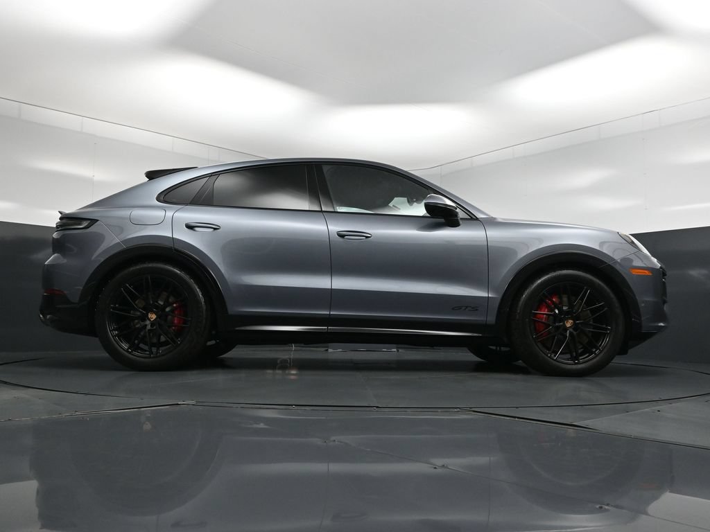 New 2026 Porsche Cayenne GTS AWD/4WD image 27