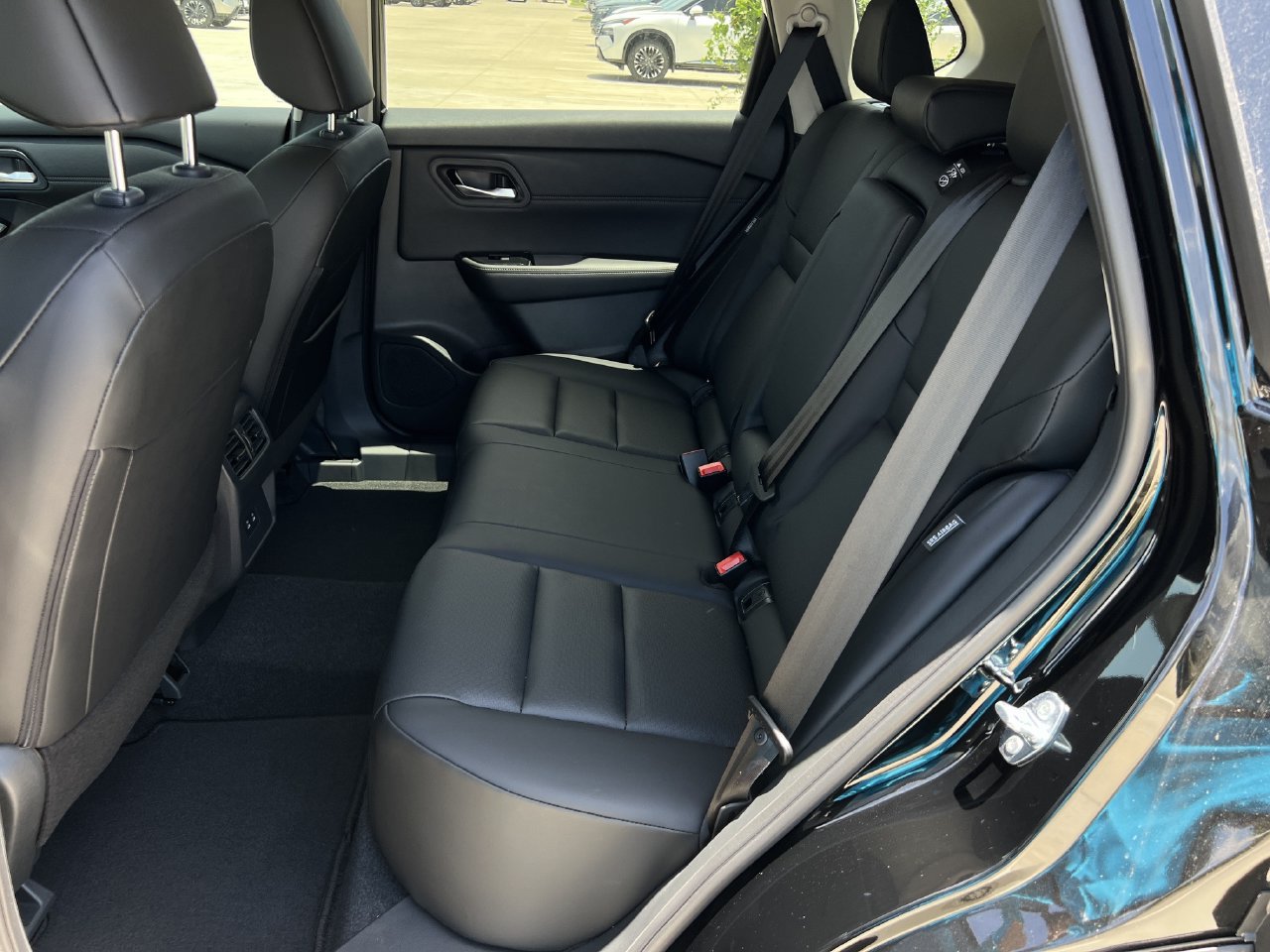 New 2026 Nissan Rogue Dark Armor AWD/4WD image 14