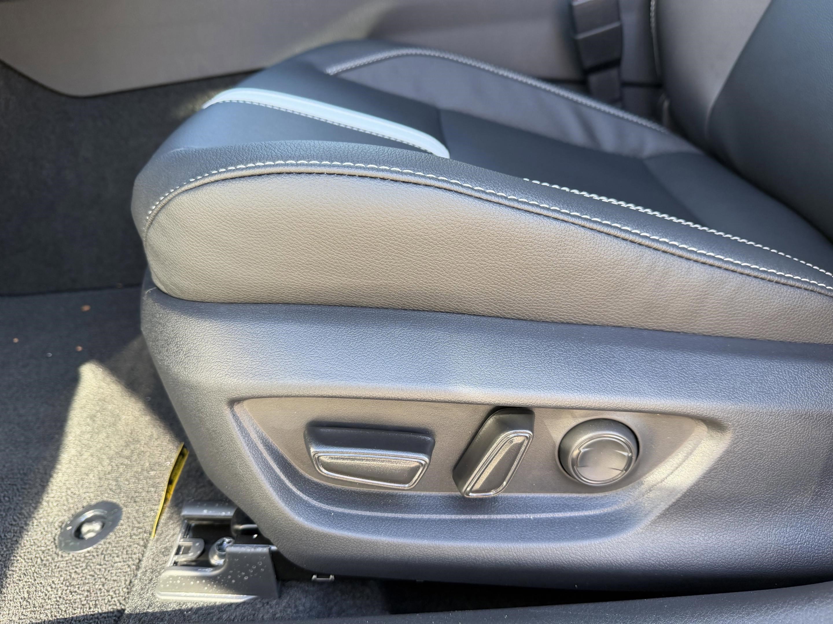 New 2026 Toyota Camry SE image 21