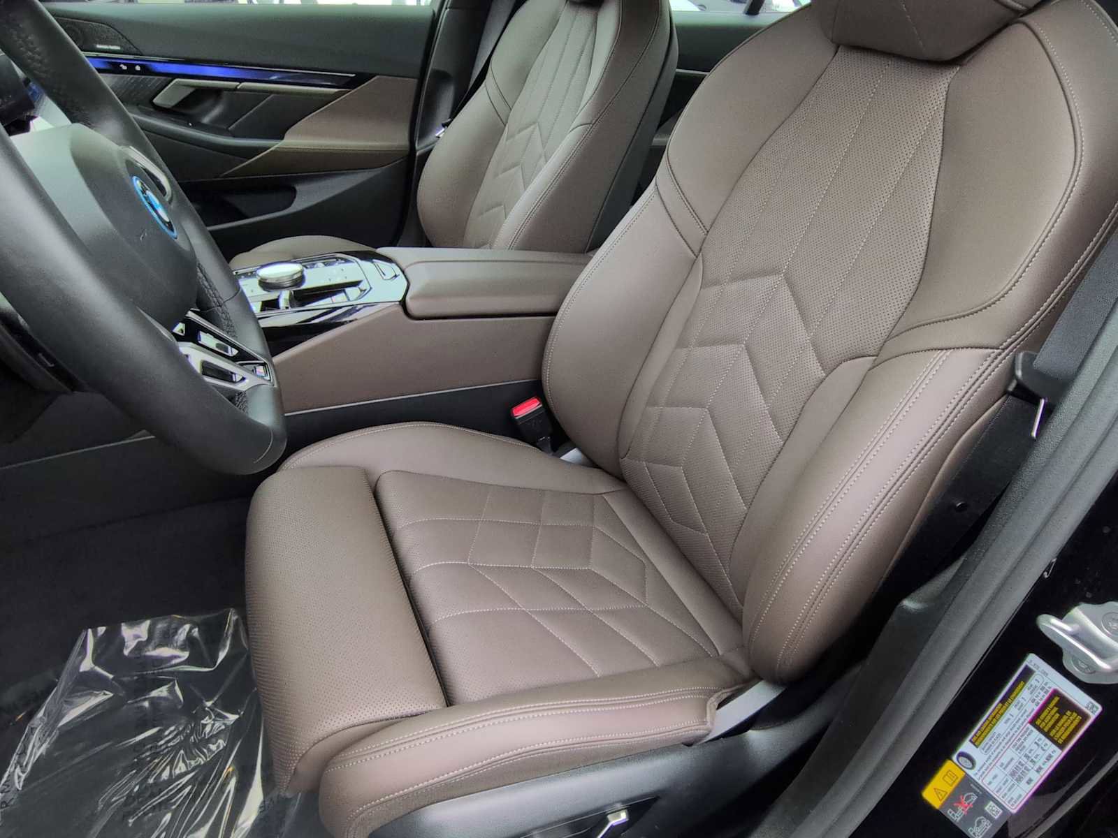 Used 2025 BMW i5 xDrive40 w/ M Sport Package image 16