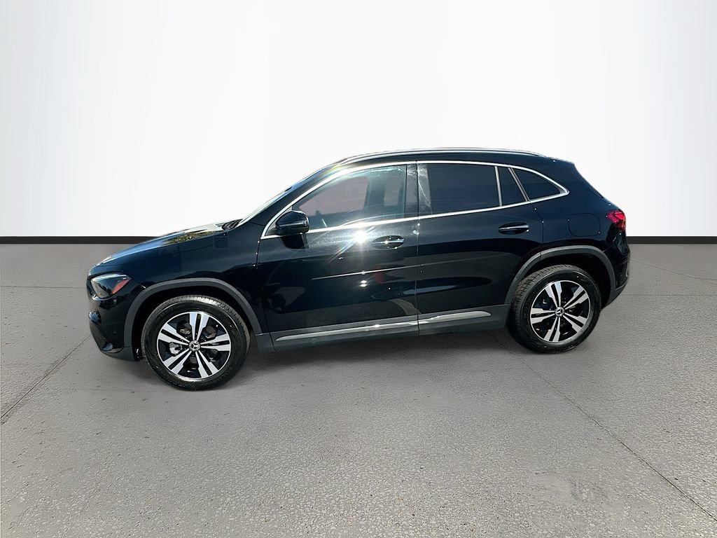 Used 2025 Mercedes-Benz GLA 250 image 4