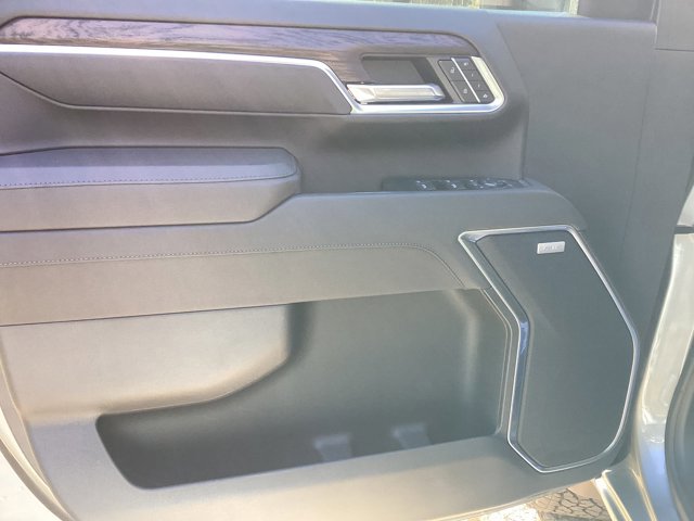 New 2025 GMC Sierra 2500 SLT w/ SLT Premium Package image 15