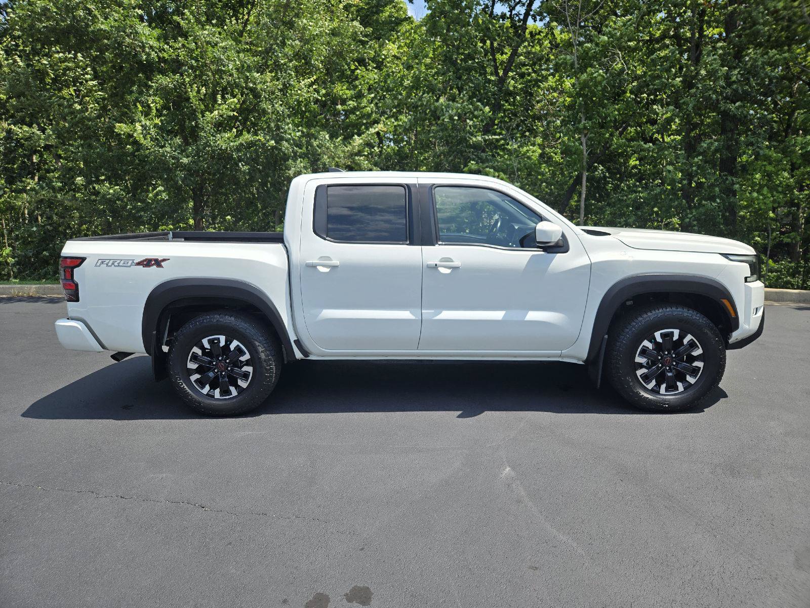Used 2024 Nissan Frontier PRO-4X w/ Technology Package AWD/4WD image 2