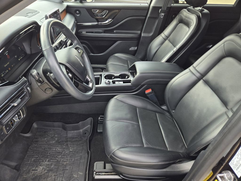 Used 2021 Lincoln Corsair Reserve w/ Elements Package image 16