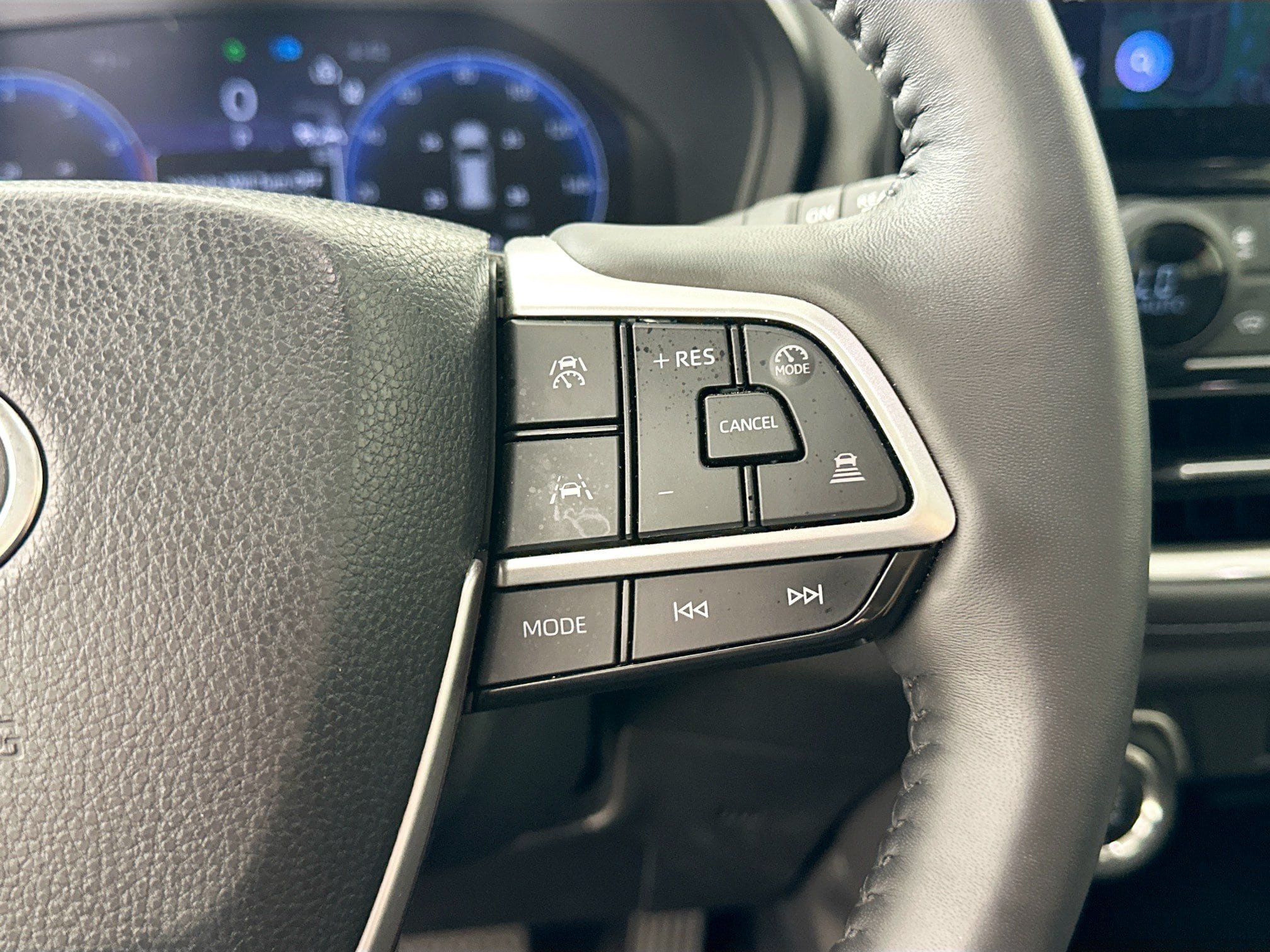 Used 2024 Toyota Grand Highlander AWD image 14