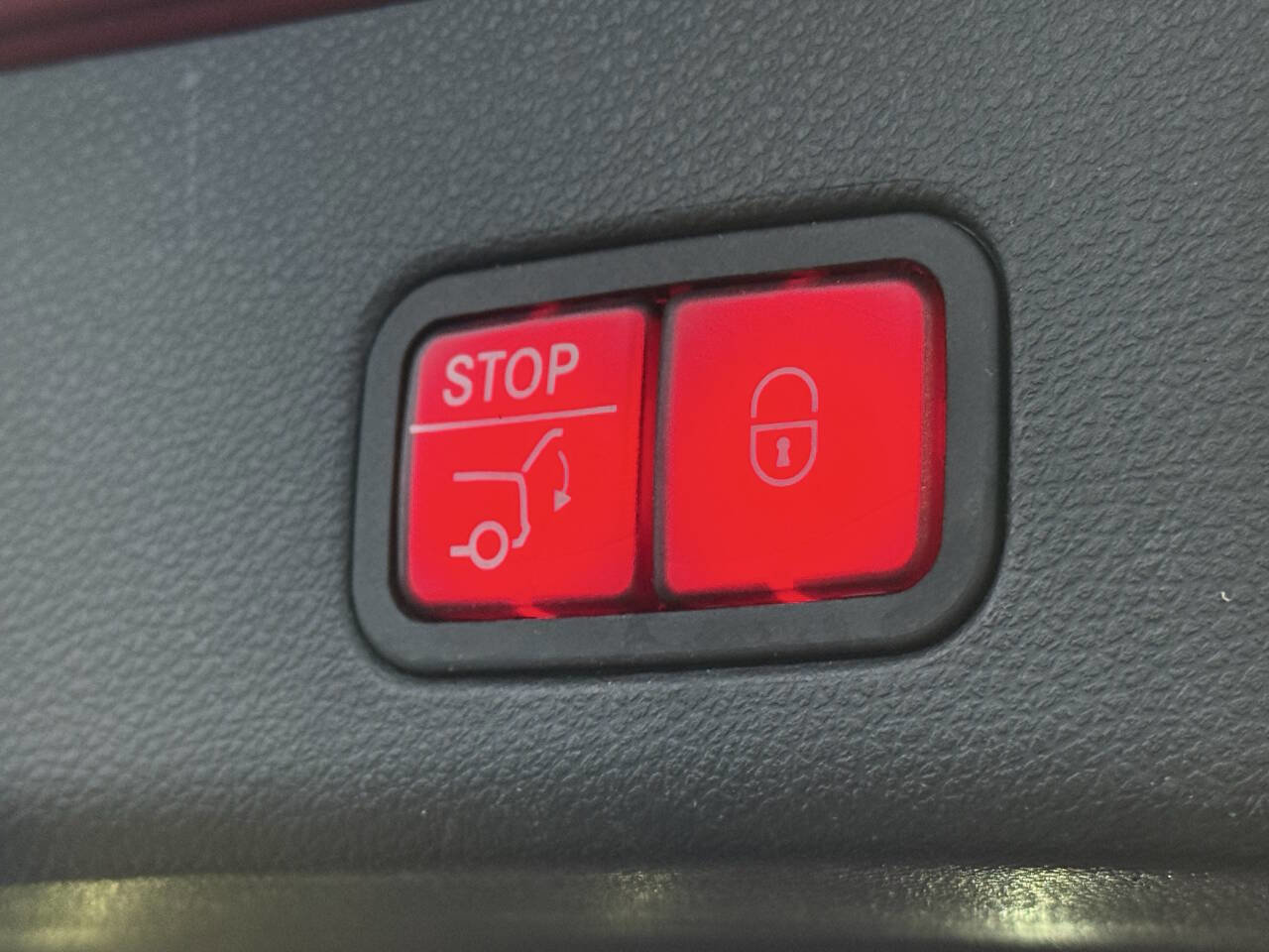 Used 2016 Mercedes-Benz GLE 400 4MATIC w/ Parking Assist Package image 20